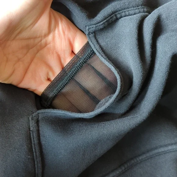 Lululemon 🍋 hoodie - Picture 10 of 10